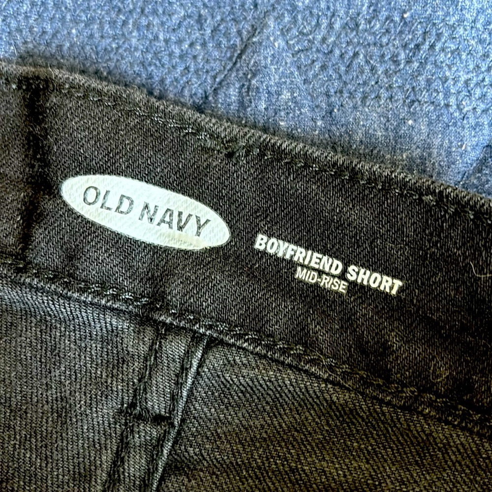 NWOT Old Navy midrise boyfriend short - Picture 3 of 4